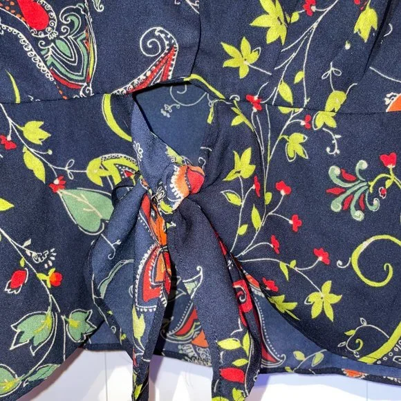 Jones New York 70s Floral Blouse - Picture 4 of 4